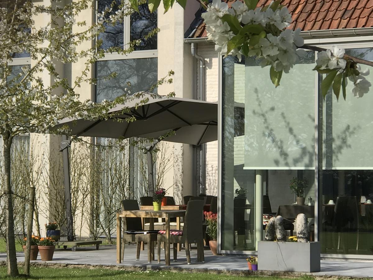Cleythil Hotel Maldegem Buitenkant foto